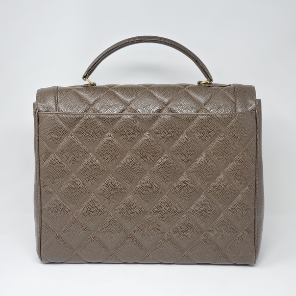 100% Auth CHANEL Jumbo 32 Caviar Skin Hand Bag - Picture 2 of 8